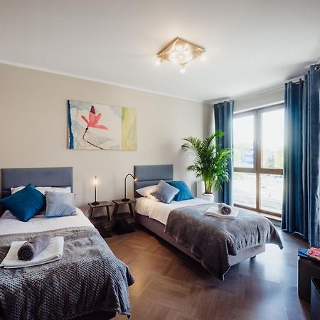 1 Maja 76 Apartment Jelenia Gora Bagian luar foto